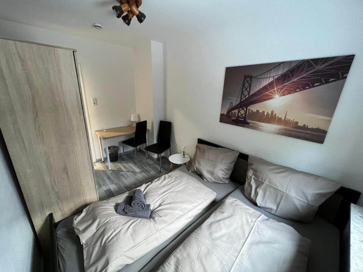 Apartamento Schoenes Einfaches Zimmer In Oldenburg 109 Exterior foto