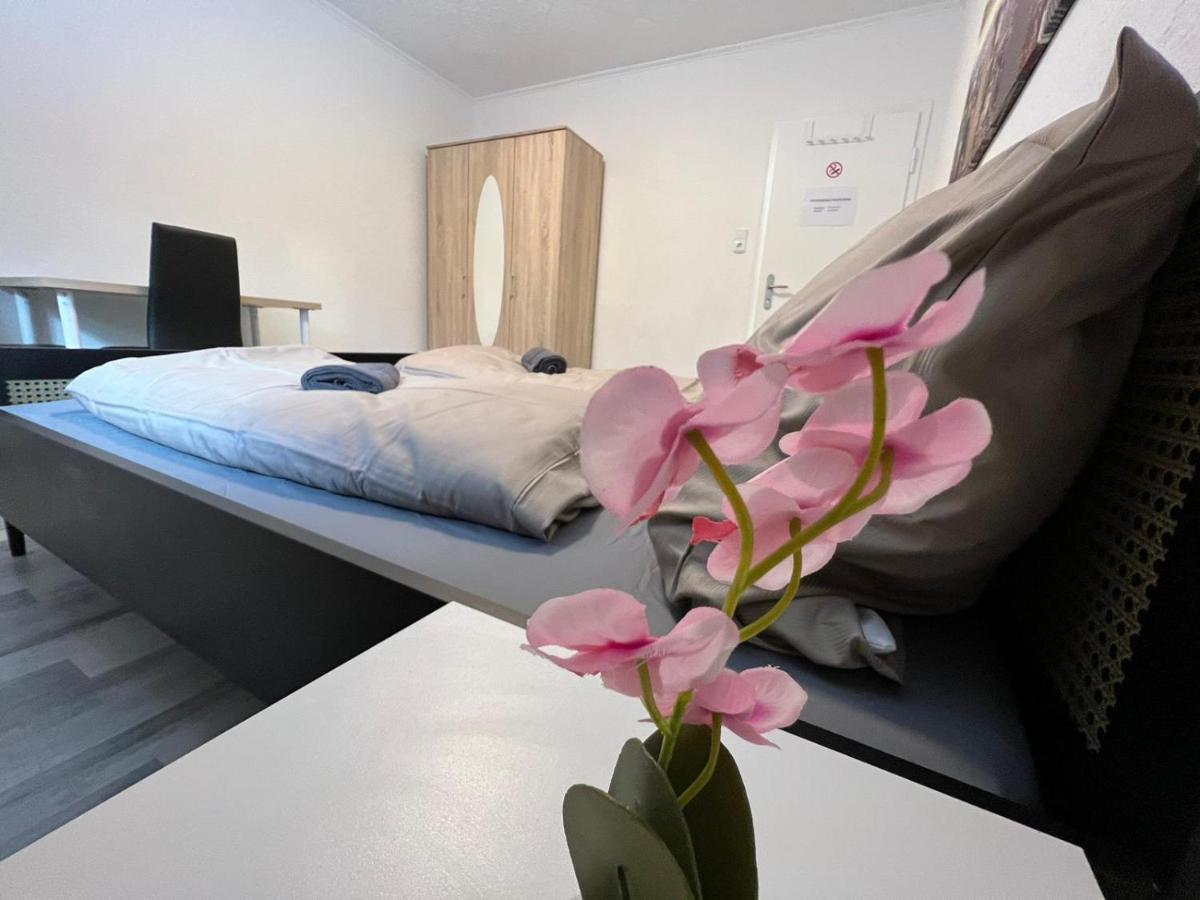 Apartamento Schoenes Einfaches Zimmer In Oldenburg 109 Exterior foto